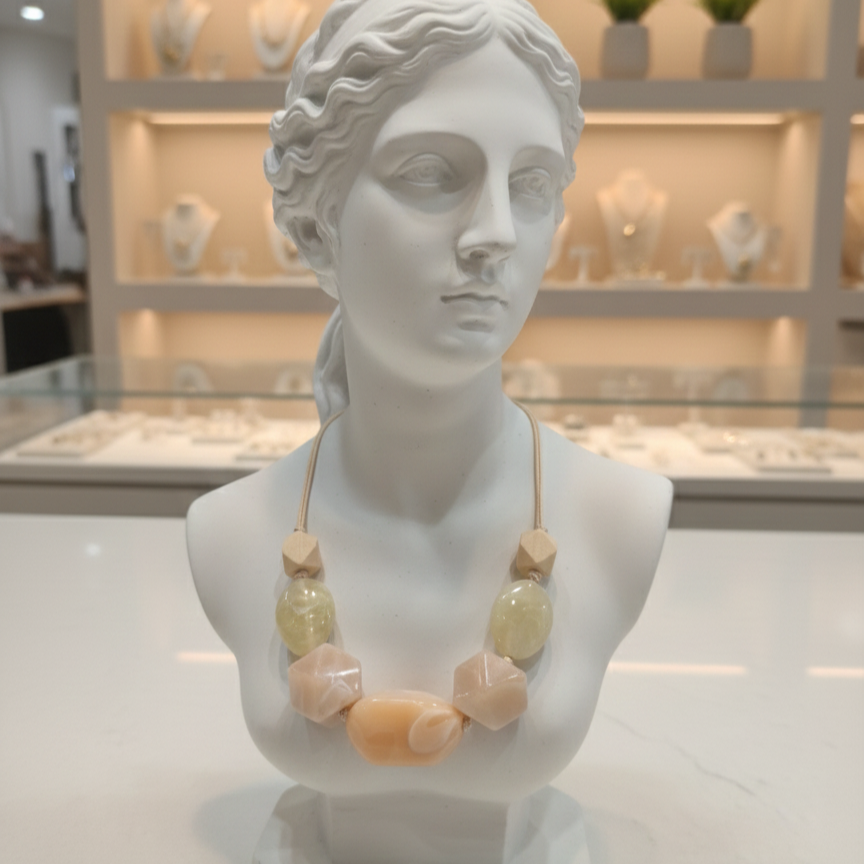 Fancy neckless