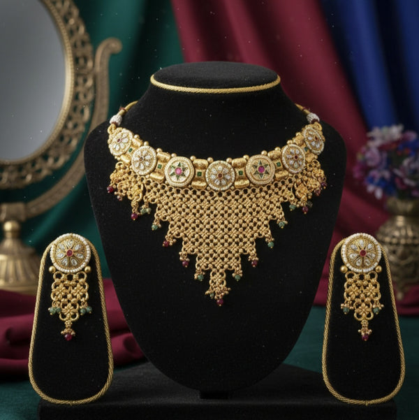 Necklace 